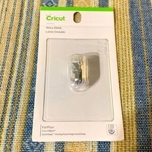 NWT Cricut Wavy Blade